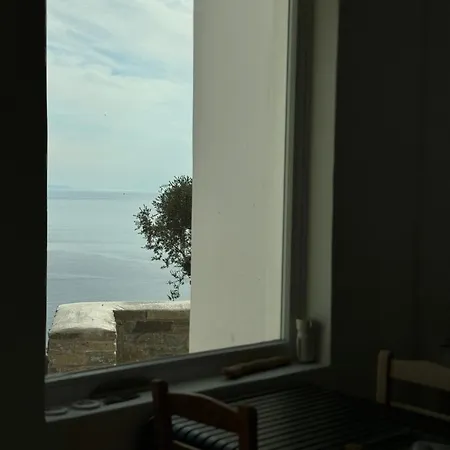 Villa Petra Aprovaton