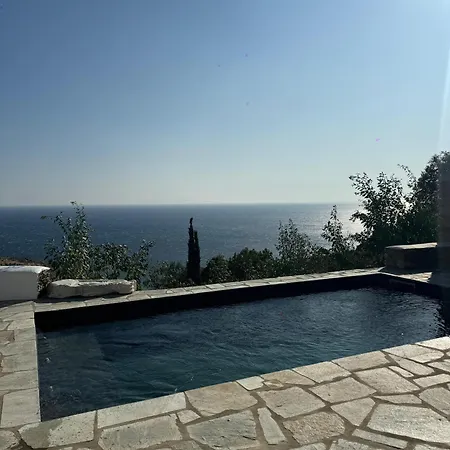 Villa Petra Aprovaton